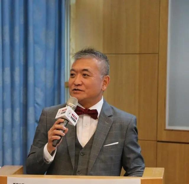 终于有人力挺季麟连！何启圣发声：他是国民党最有道德高度的忠臣！
 
国民党中常会