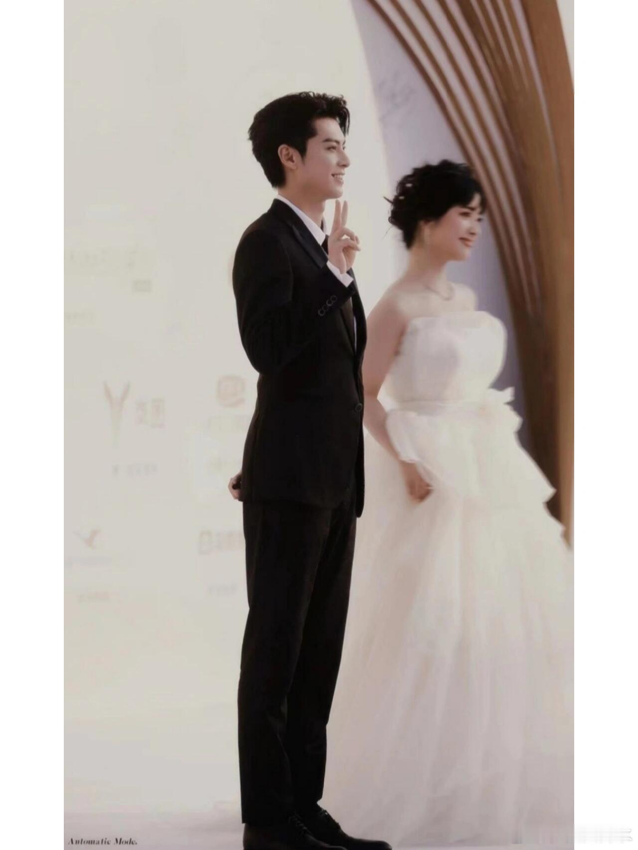 棣月系 棣月系还有宿命感比他俩更强的吗梦一个二搭，总有一种感觉他们最后会在一起 