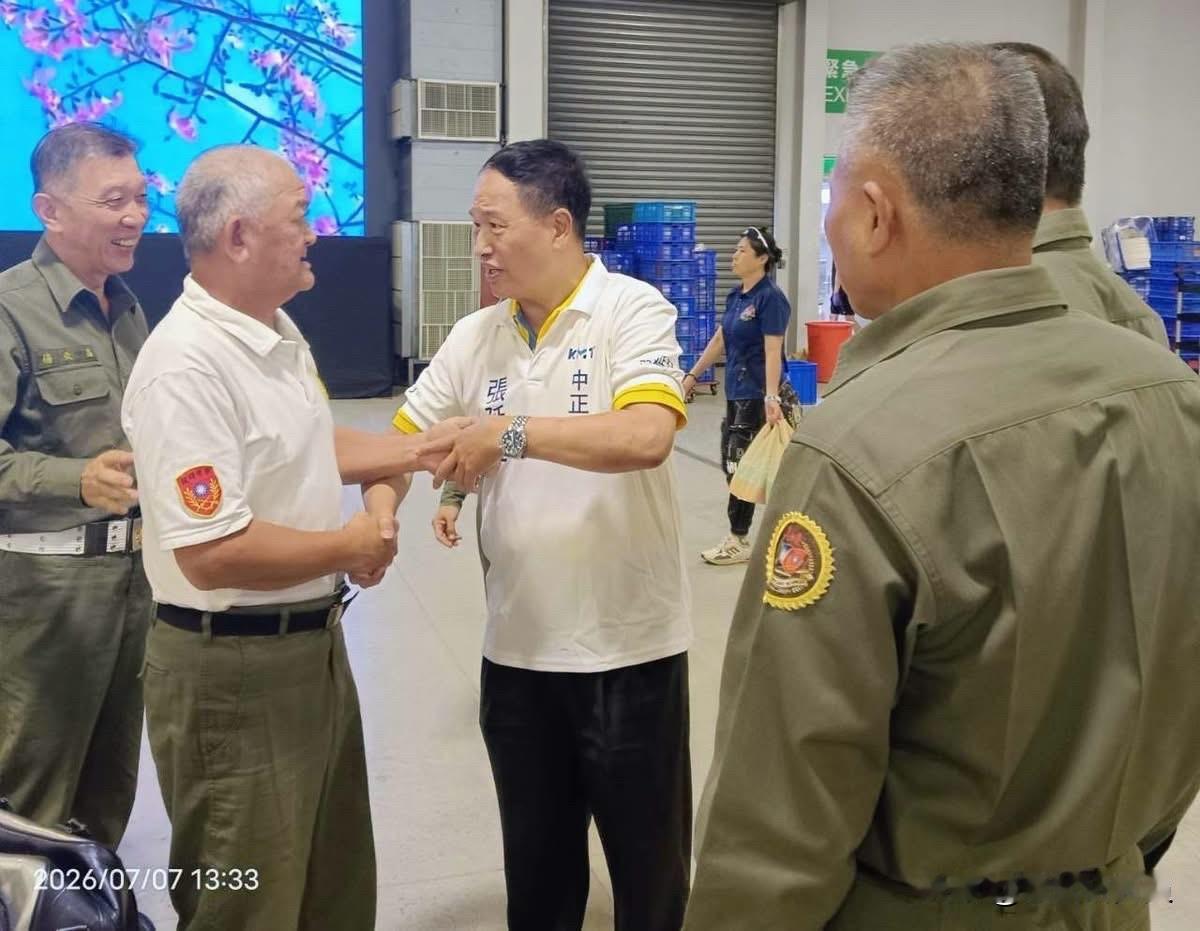 台退役将领谢延延今（9日）在脸书发文表示，这两天活动都是纪念“七七事变”抗战，活