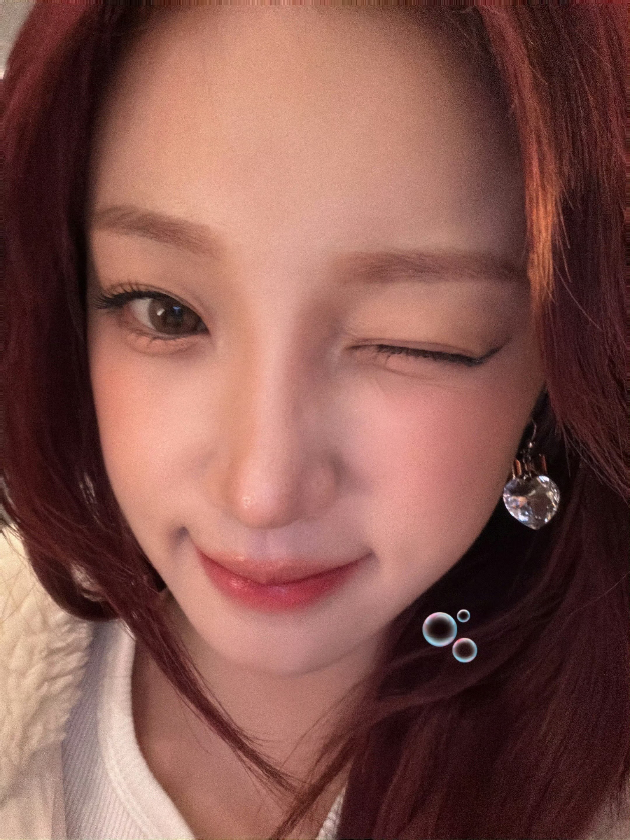 宋雨琦 x 怼脸自拍