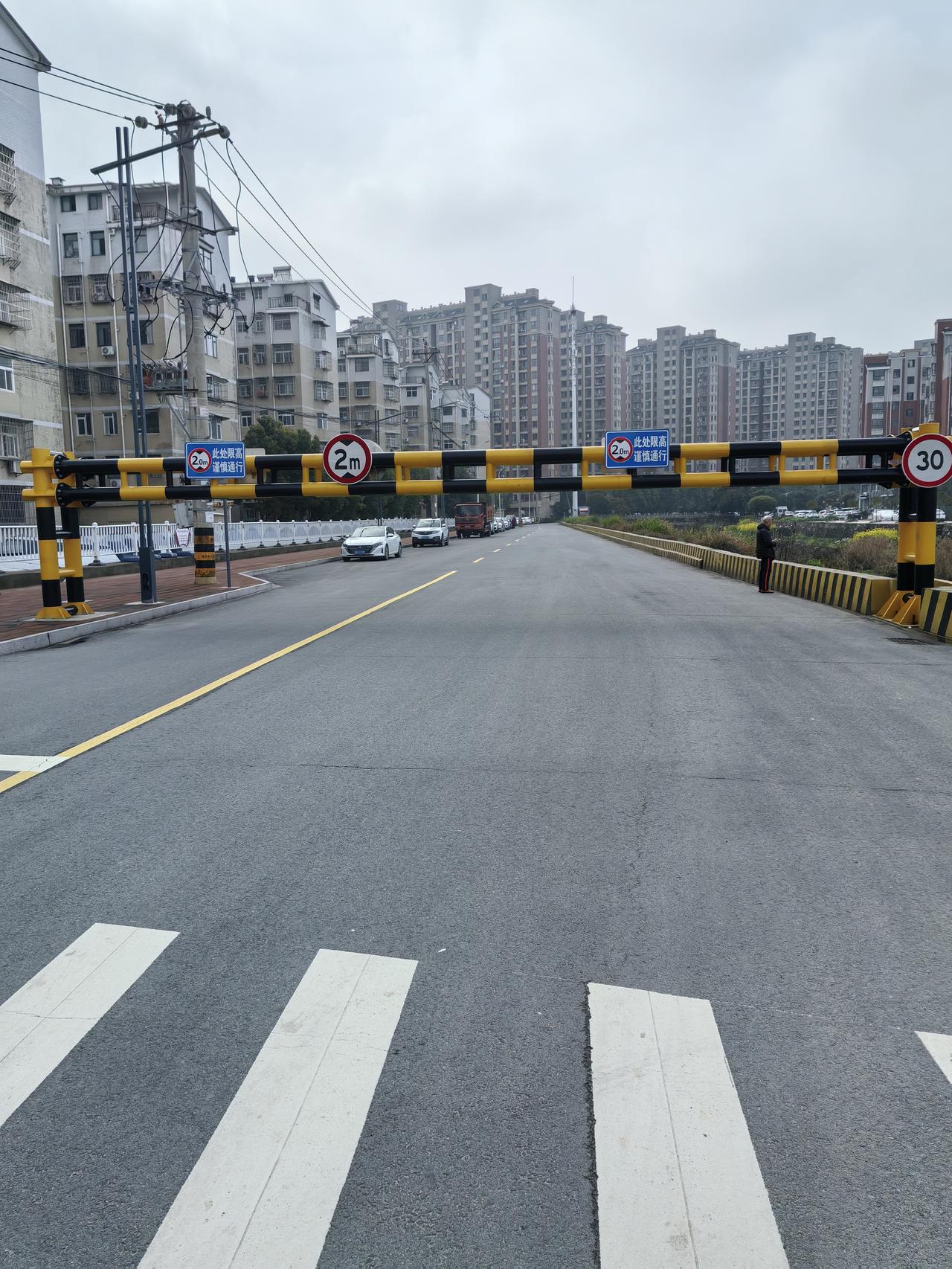 硅藻微米机器人很有潜力成为医疗新宠。中国科研团队研发的这项技术，直击传统疗法痛点