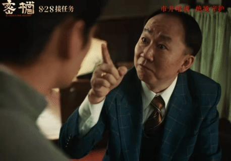 张歆艺现身袁弘新片北京首映礼张歆艺夸袁弘新片很贴身张歆艺亮相袁弘新片首映啦，频频