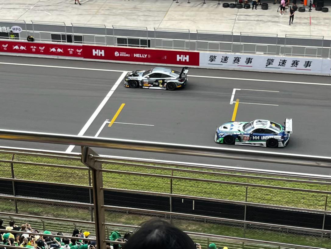 王一博 平安就好💚💚💚💚💚王一博 平安就好💚💚💚💚💚王一博 