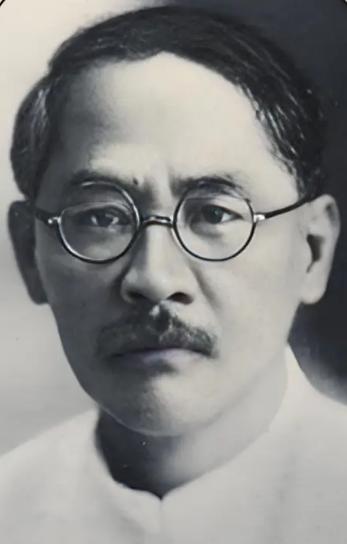 陈友仁（1875年-1944年），出生于西印度群岛的特立尼达，曾用名尤金，客家人