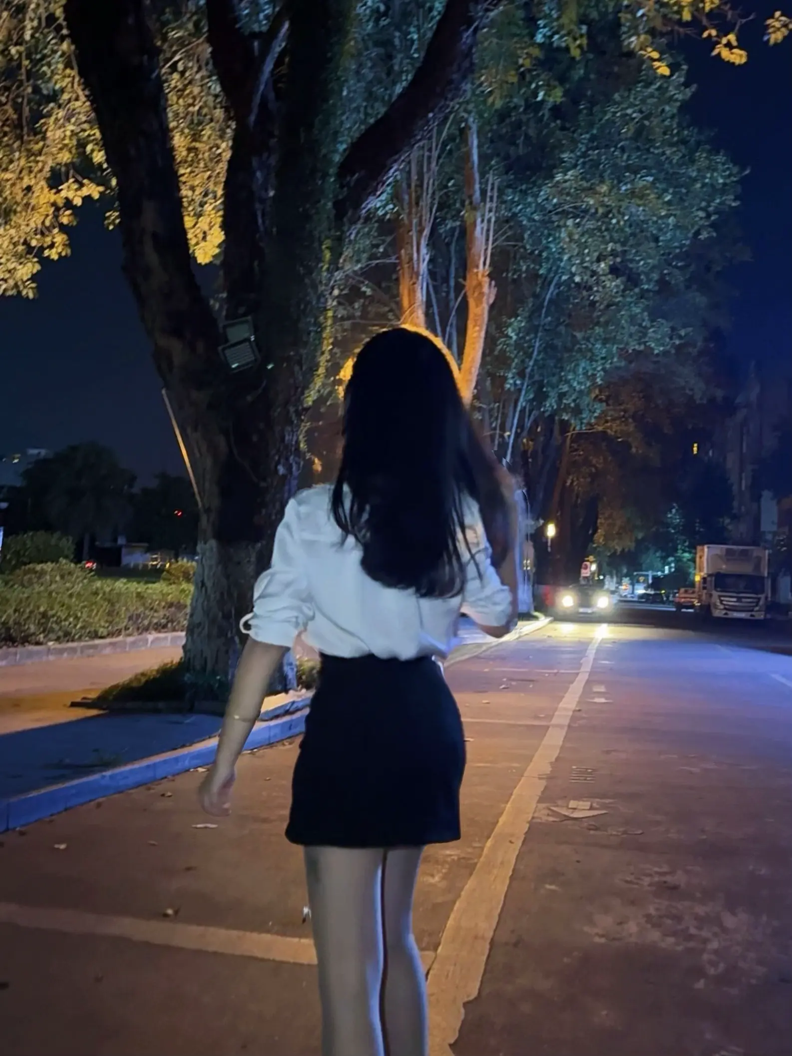 告诉服务员不用打包了，因为我已经装上了