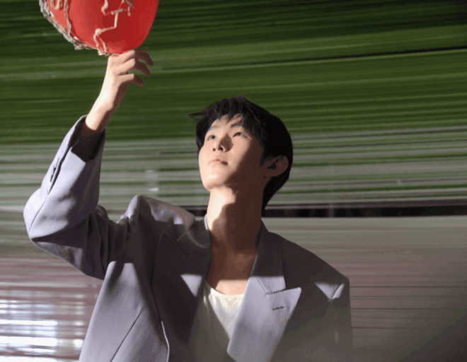 #一诺撞色糖果系大片# 真的很像一颗柠檬葡萄味硬糖！这个形容太精准了吧！这样轻甜