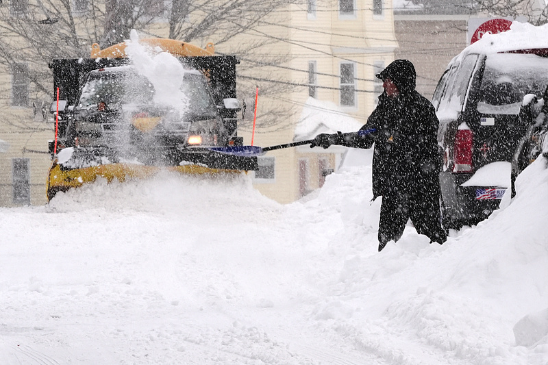 #冬季风暴引美国天然气价格飙涨#【大规模冬季风暴来袭 #美国天然气价格创三年来最