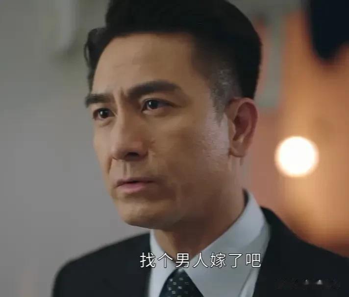 终于明白TVB拍戏为什么不会撕番了！！

提奖的时候，《新闻女王》提了佘诗曼、李