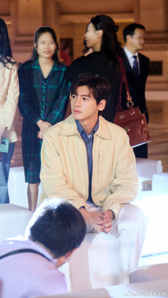 翟潇闻是不是忘了自己唱过红豆翟潇闻会唱红豆没告诉周诚《你好1983》晓兰唱红豆看