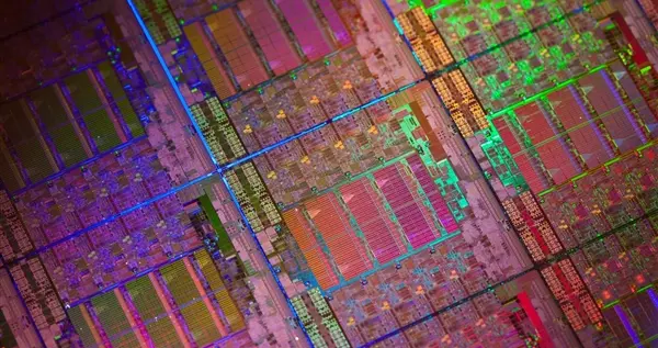 全力投入！美国不仅是入股Intel：还要找客户下单