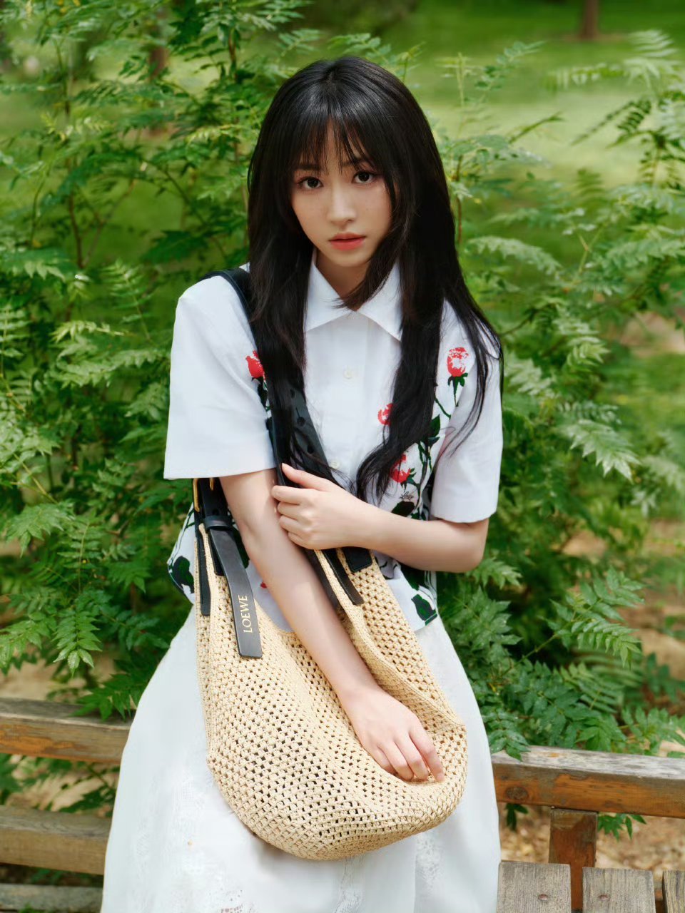 杨肸子～～杨肸子[超话]杨肸子 ​​​