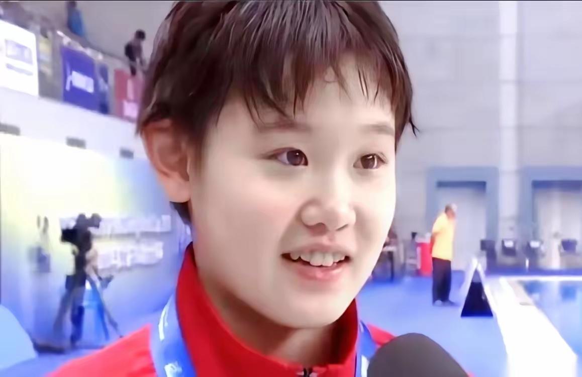 惊呆了！
张家齐十米台跳水，
稳定如机器，金牌已定！

你见过动作标准到像复制粘