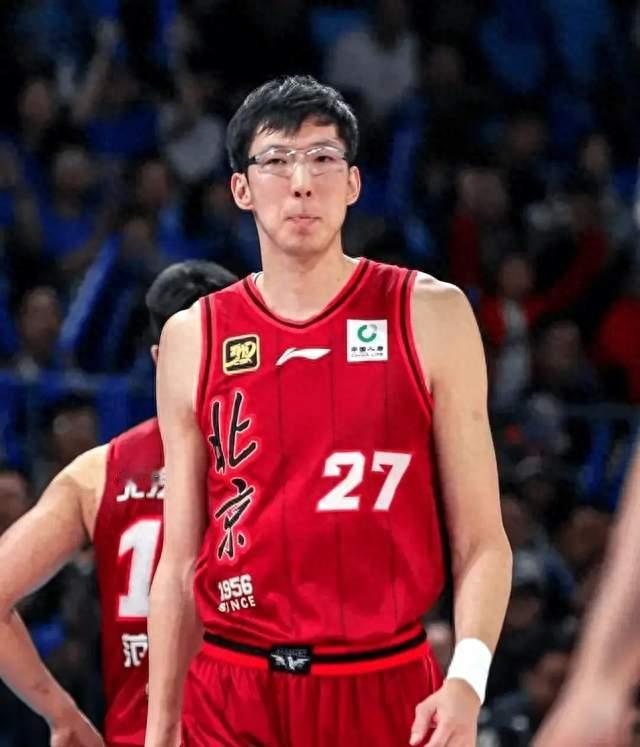 中国男篮最新消息！传来三大核心消息，周琦、赵睿、郭士强