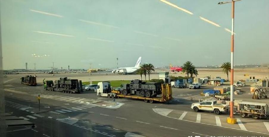 起飞：乌克兰安-124重型运输机在特拉维夫机场装载货物。
又来事儿了！乌克兰一架