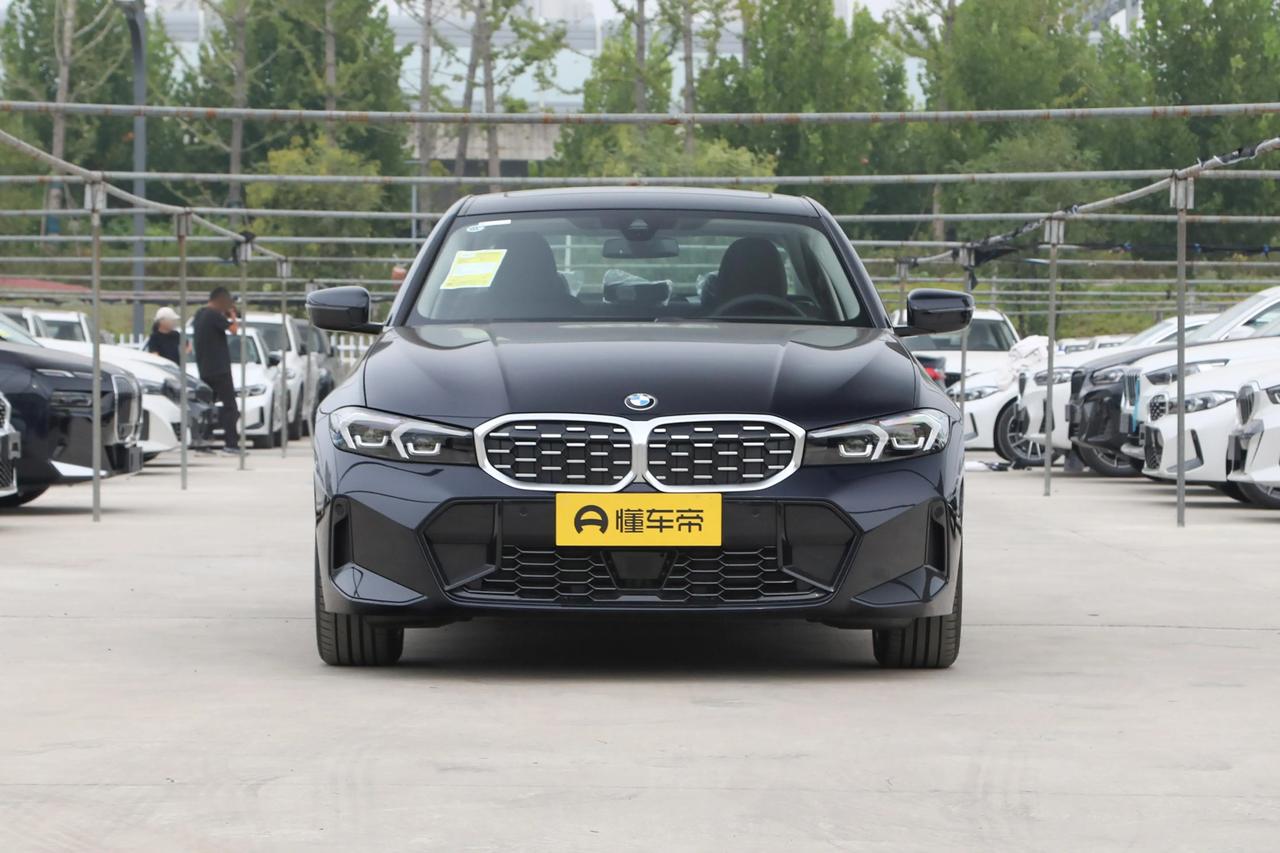 🚗 最近刷到新闻，说全新一代宝马3系（G50）和纯电i3，明年11月就要投产了