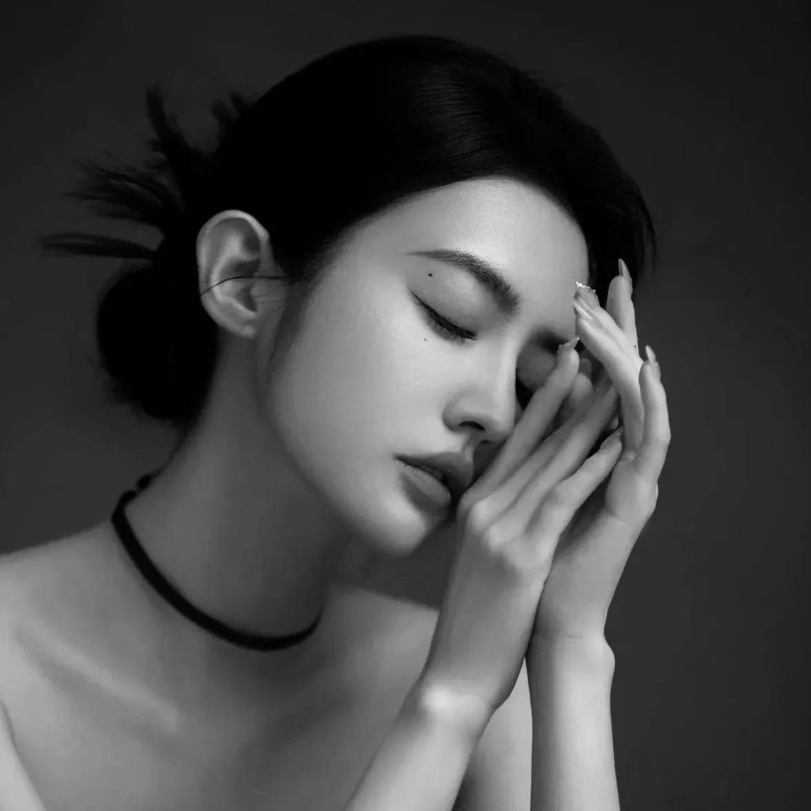 和一个跟了你3-5年的“女情人”分了手，你起码会颓废1年，倒霉2年。
男人，要么