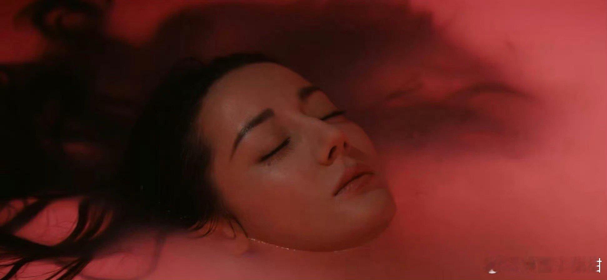 迪丽热巴这个预告，吓一跳[允悲] ​​​