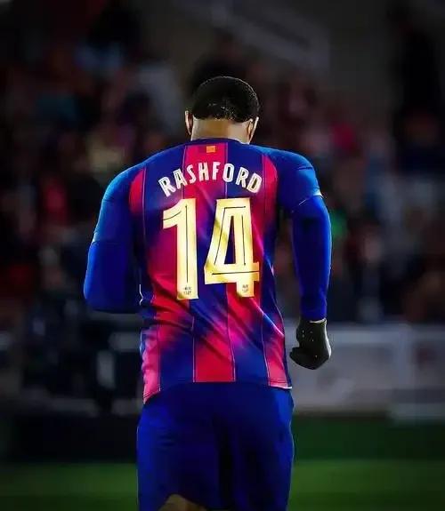 西超杯决赛这场看得我血压都高了！补时最后两分钟，拉什福德单刀面对门将，皮球擦着右