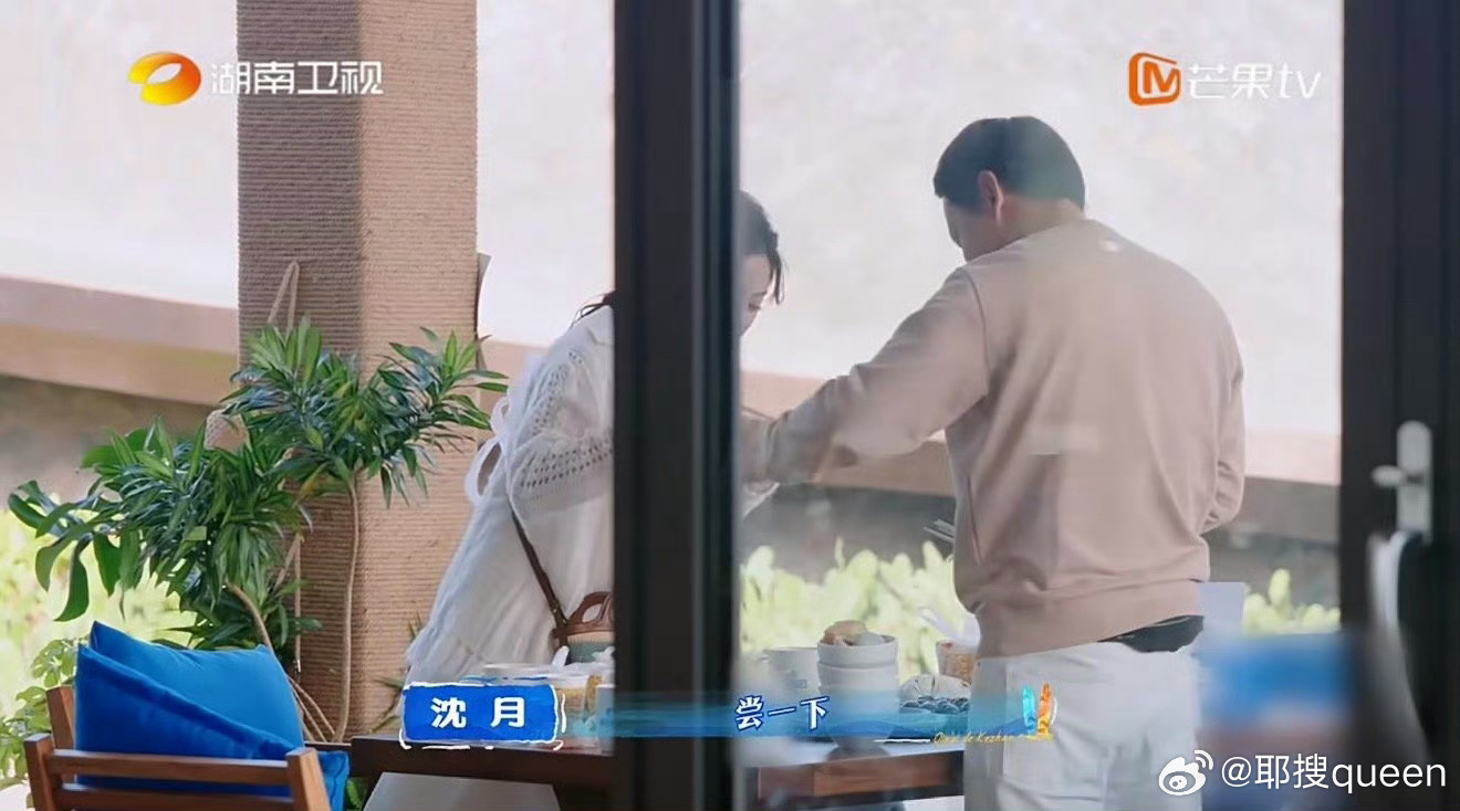 王鹤棣向大家推介儋州特色美食王鹤棣向大家推介儋州特色美食，完全儋州美食主理人啊，