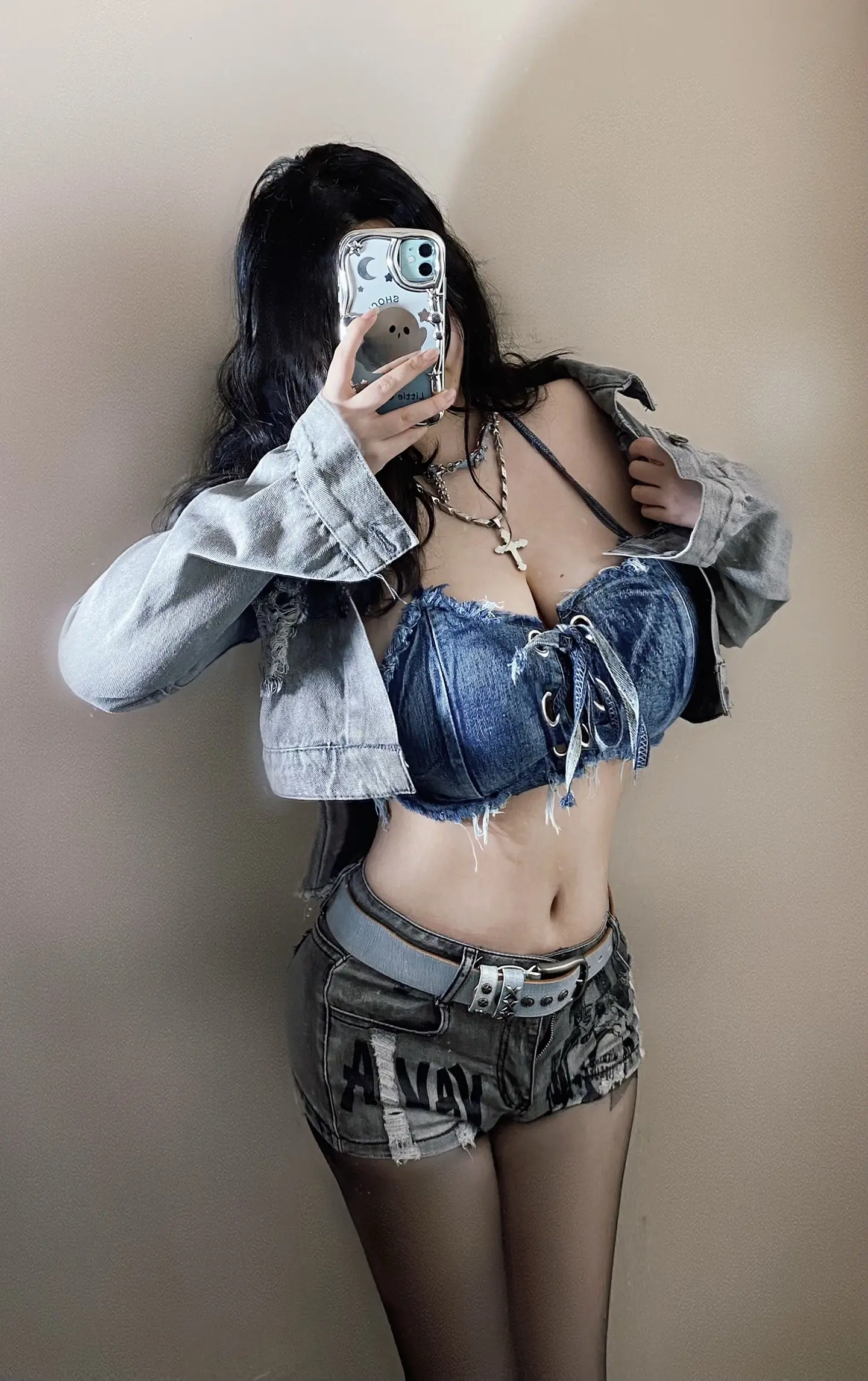 又到了穿比基尼的季节。