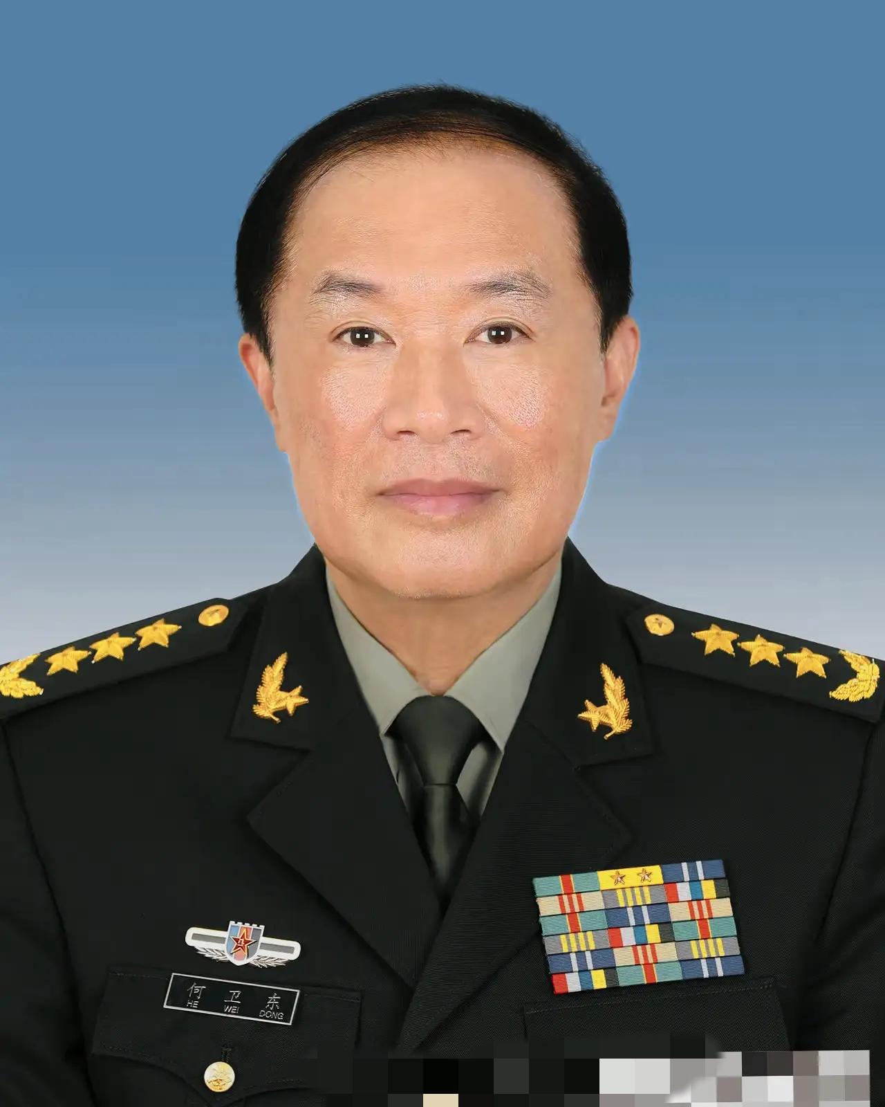 别只想着和美国硬碰硬，
真正的王牌在于“反腐”。
这就好比一场没有硝烟的战争，