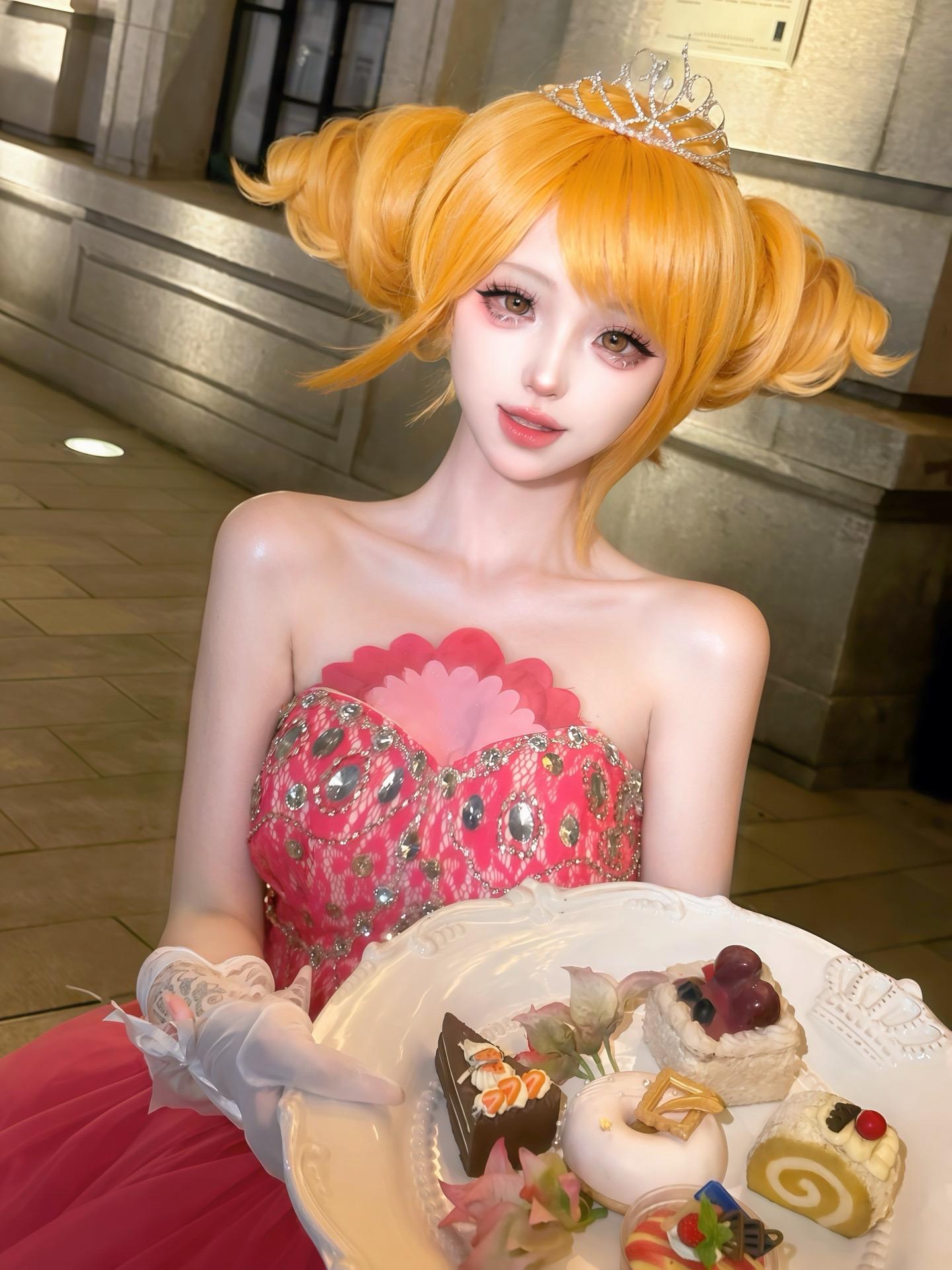 要不要选本小姐做你的舞伴呀 ？