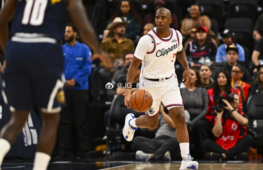 快船此前官宣球队与保罗分道扬镳。据名记Ary报道，联盟消息人士透露，洛杉矶湖人、