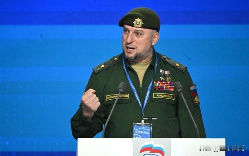 车臣阿赫马特指挥官阿劳迪诺夫称，乌军的 计划已被挫败，他们原计划集中1.2万人，