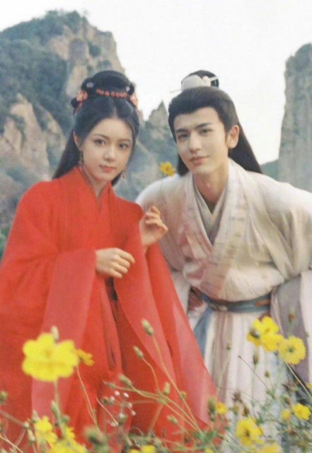 不懂 赵今麦和张凌赫这cp感的家人们真的是有难了啊[泪][泪][泪][泪] ​​