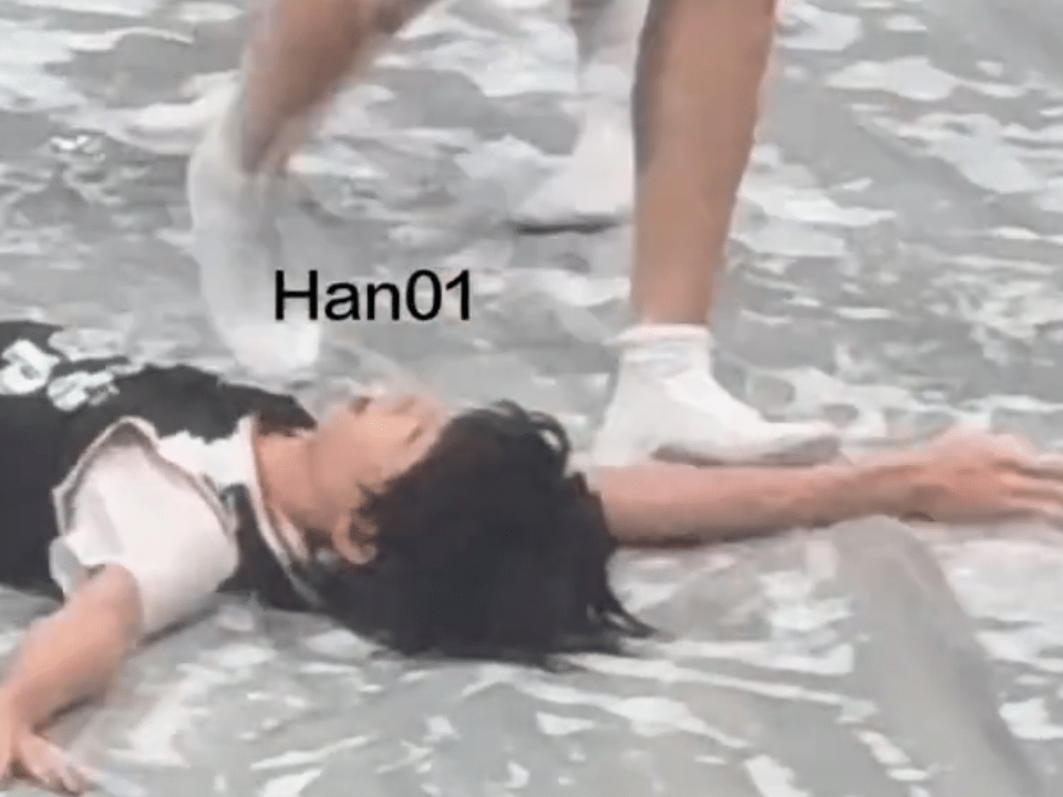 啊宝贝 就在这游啊游 