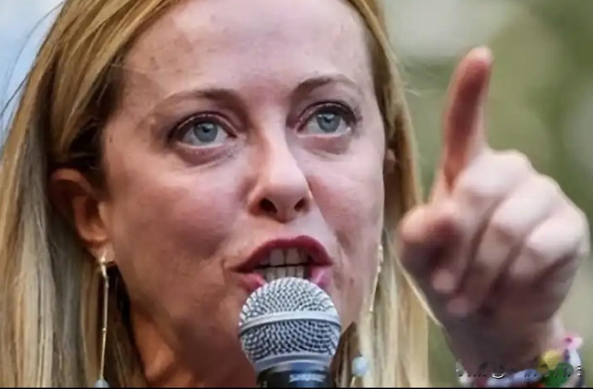 《  为 女 性 之 骄 傲  》
[微风][微风][微风][赞][微风][微风