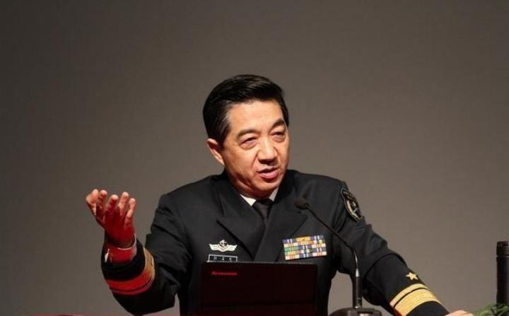 “美国就算现在停下来不发展，二十年内中国也无法超越！”这是2015年，军事专家张