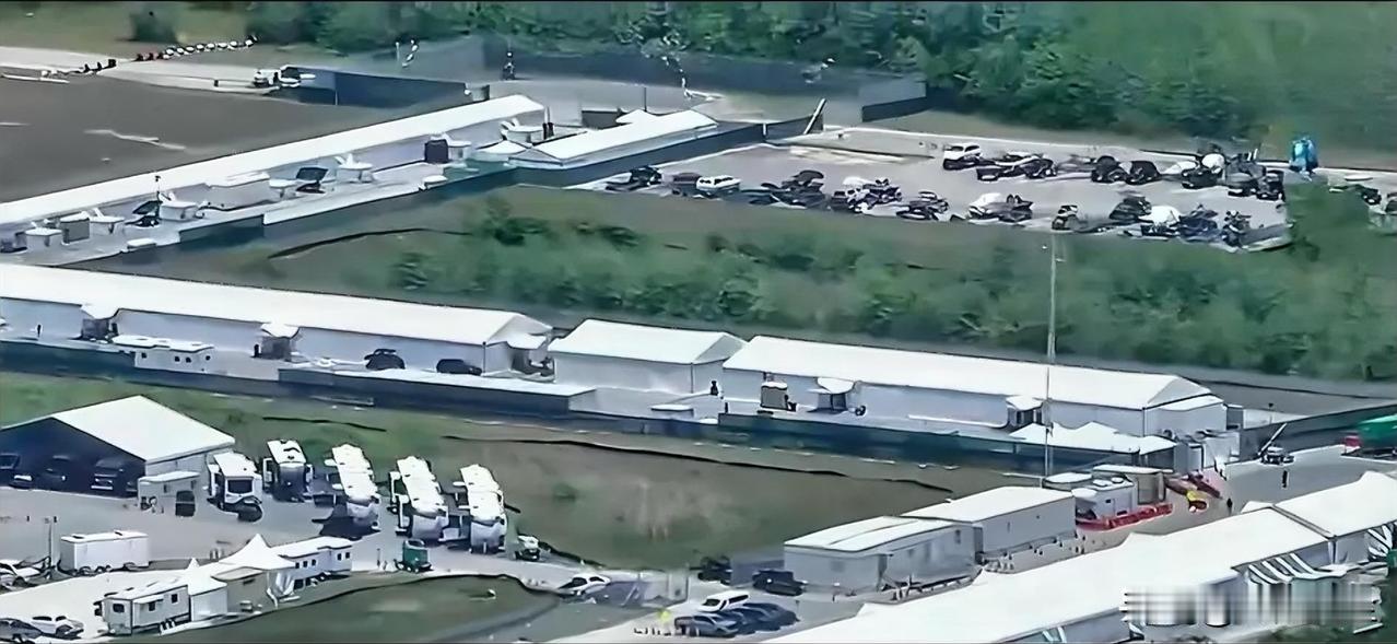 据《纽约时报》爆料，佛罗里达州正与联邦政府初步商讨关闭位于迈阿密的“鳄鱼恶魔岛”