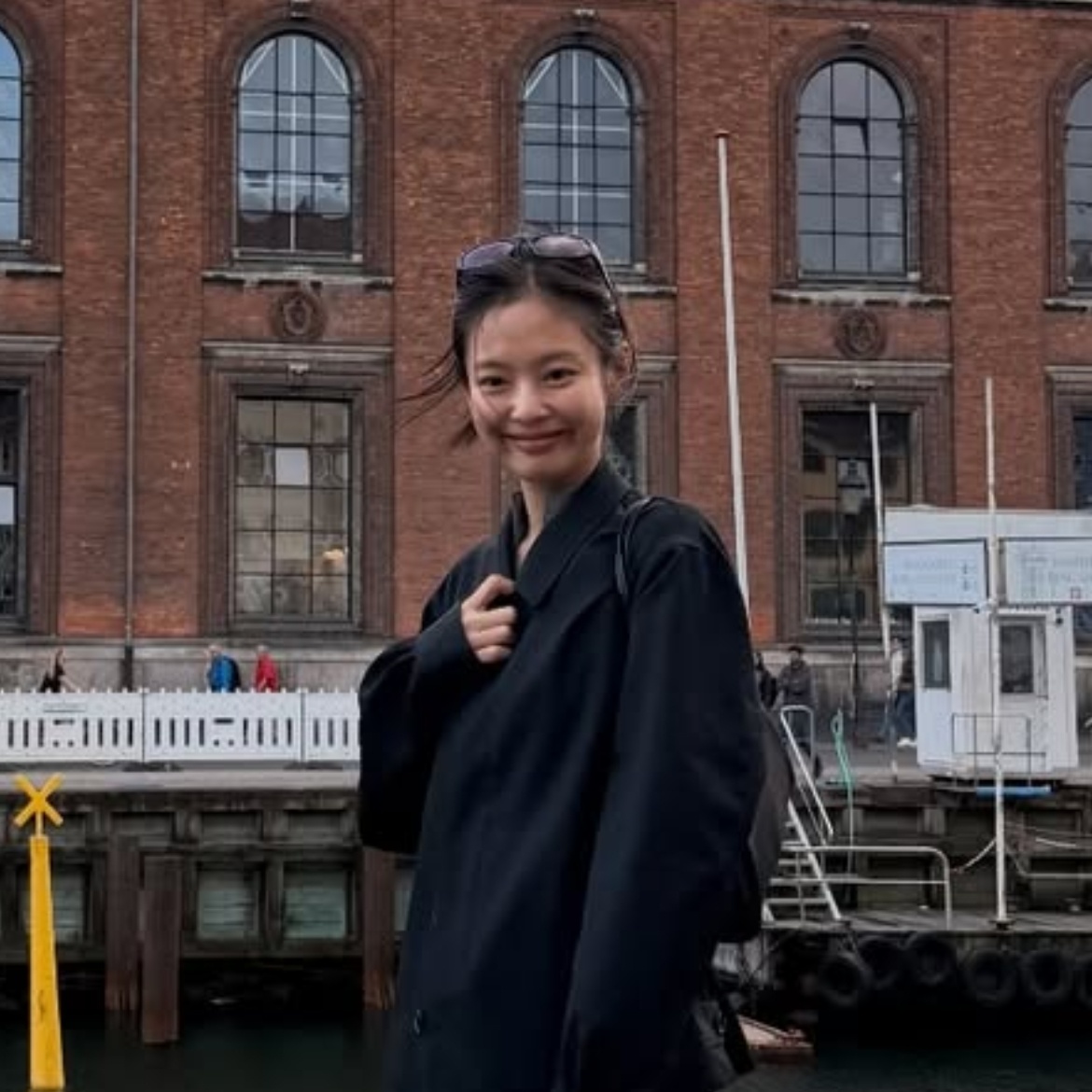 Jennie 🤍🖤圆圆的脑袋可爱的笑容🥰 
