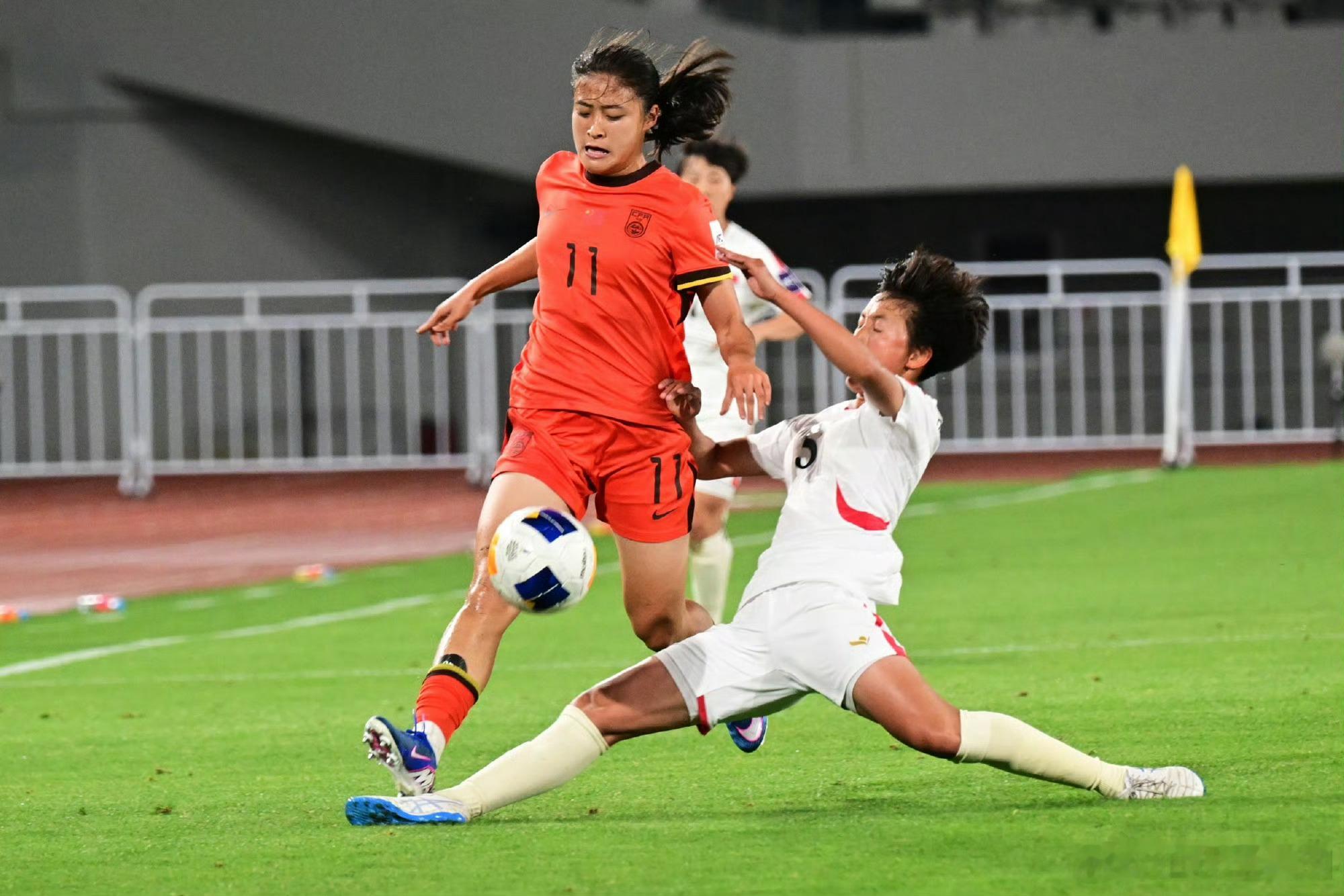2026年5月14日晚，苏州体育中心见证了青春的热血与遗憾。在U17女足亚洲杯半