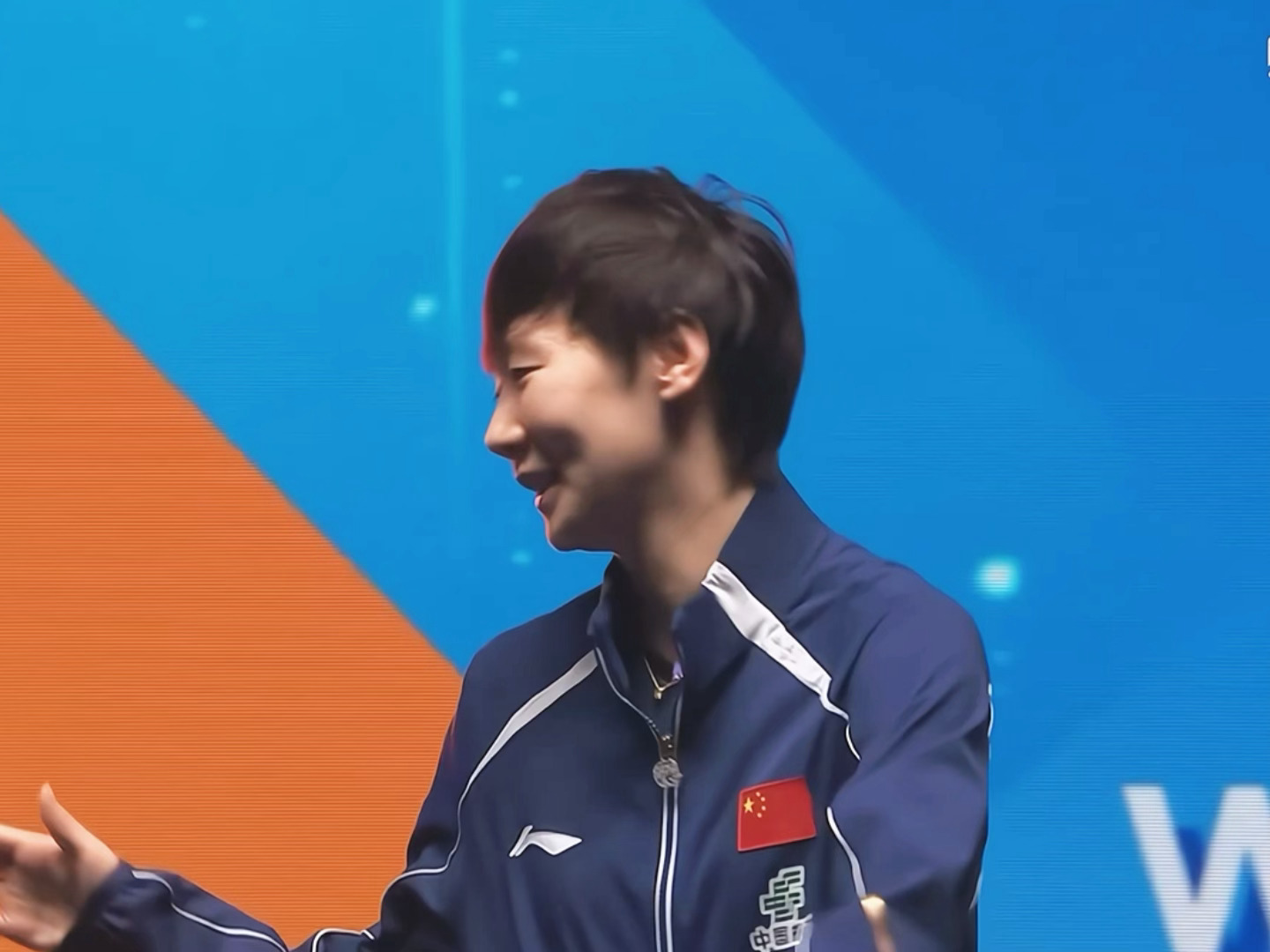 孩子 对你的骄傲与祝福从不以任何事物为转移 