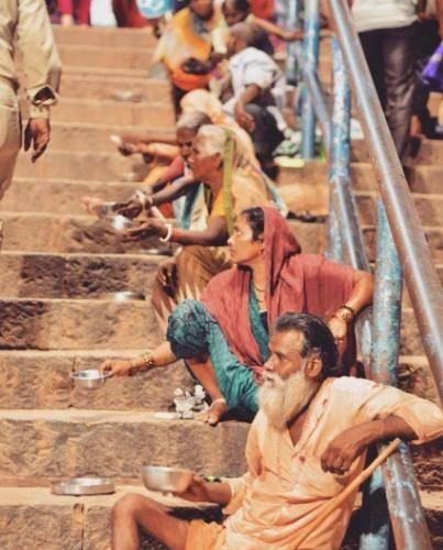 印度趁着中东战争的机会，对俄罗斯的石油是大买特买，在一周的时间内就买了超过300