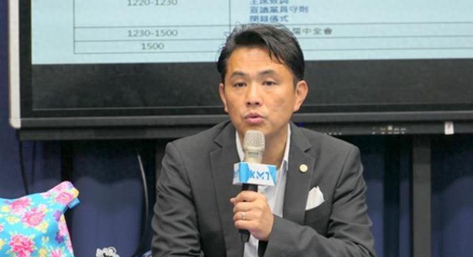 台湾政坛上以绝食抗争的人：林义雄绝食7天，马英九探望、当局因压力而停封核四；20