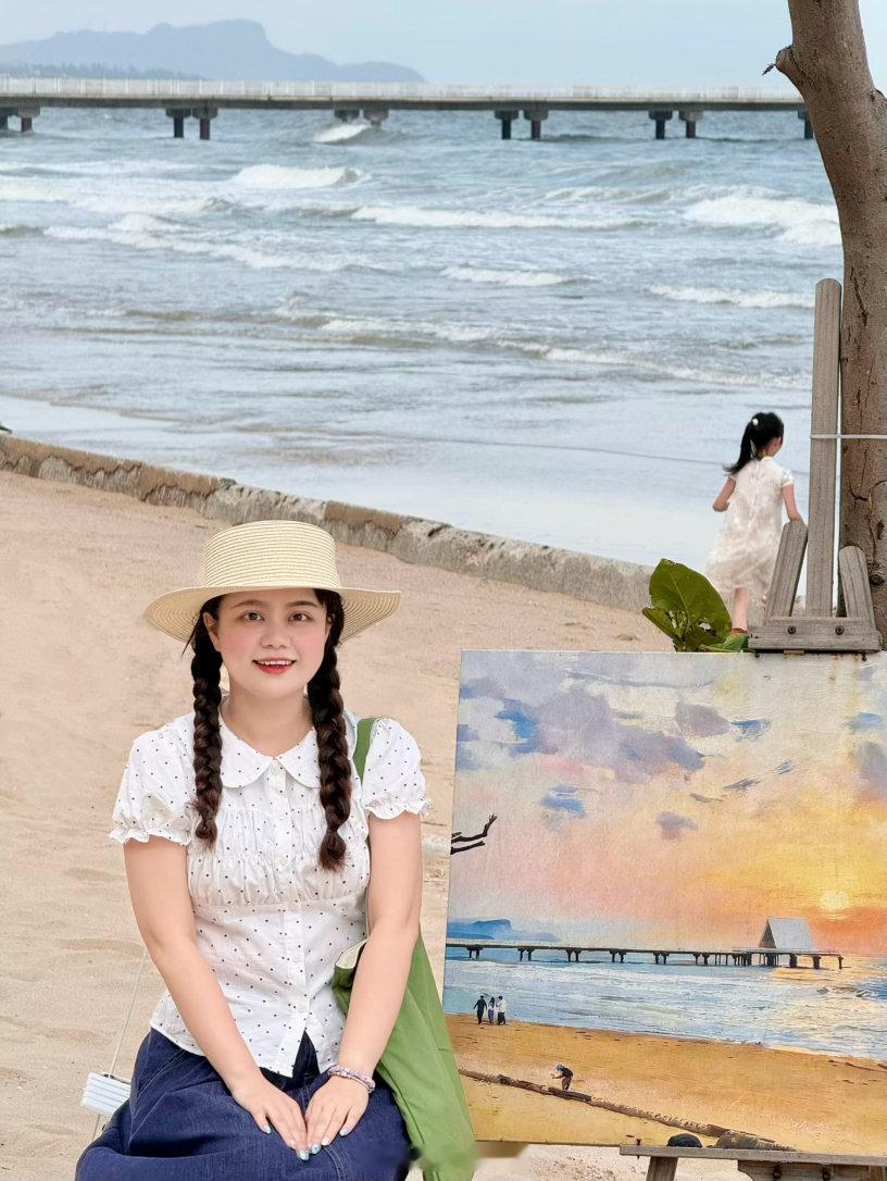 🌊👒👧 
