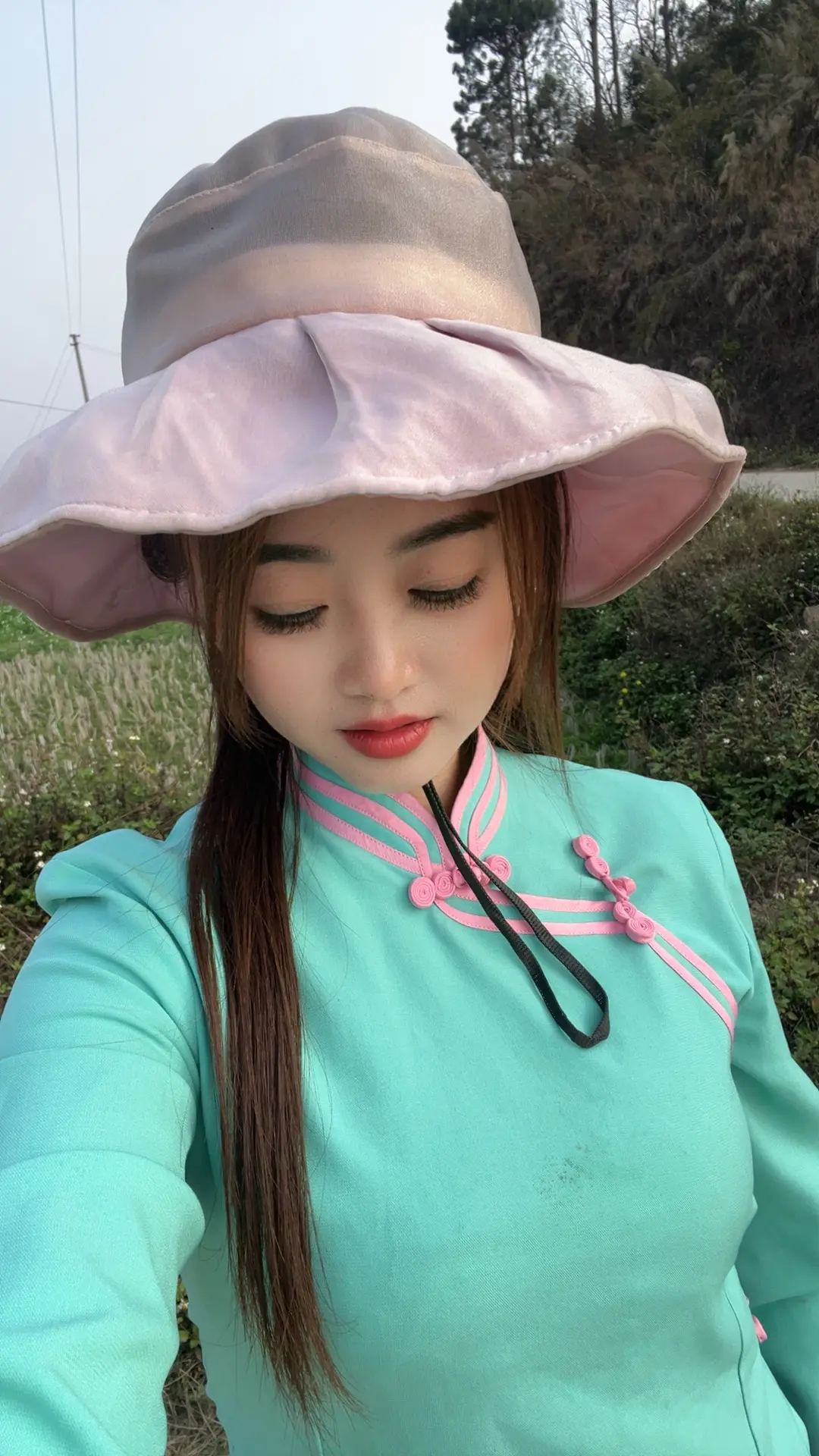由于今天早上起得太早，好困今晚先休息了，不播哈，明晚jian