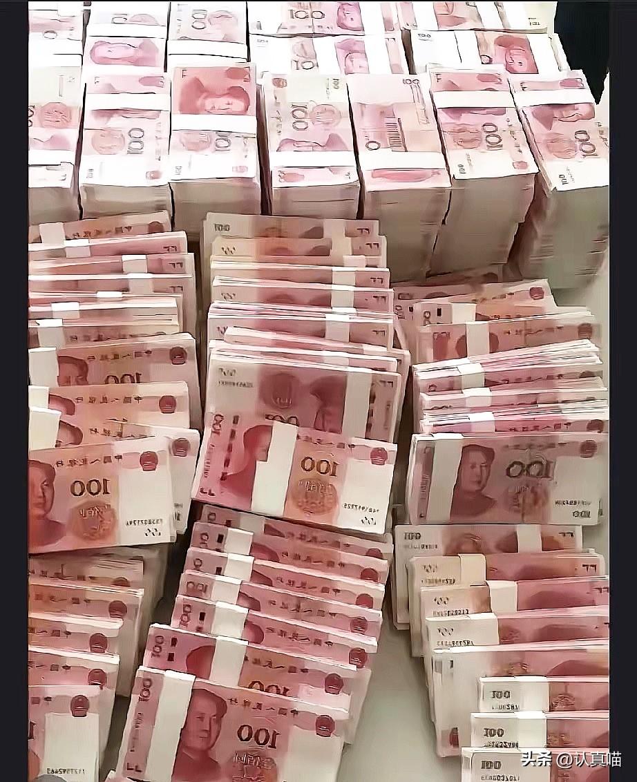 钱是有灵性的，能刷到这条，说明你的财运真的要来了！千万别不当回事，赶紧稳稳接住这