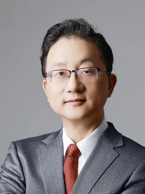 刘劲松已于8月24日下午正式抵达堪培拉，出任第16任东方大国驻澳大利亚大使。随之
