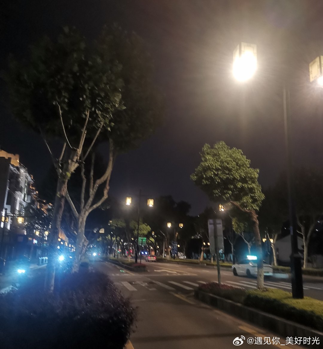 不下雨的晚上，还是蛮好的感觉 