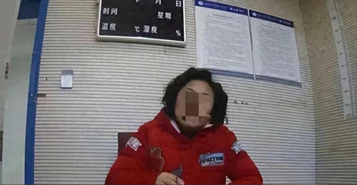 “哪里违法了？“2020年，南京女子利用天气预报，故意购买900多次延误航班，找