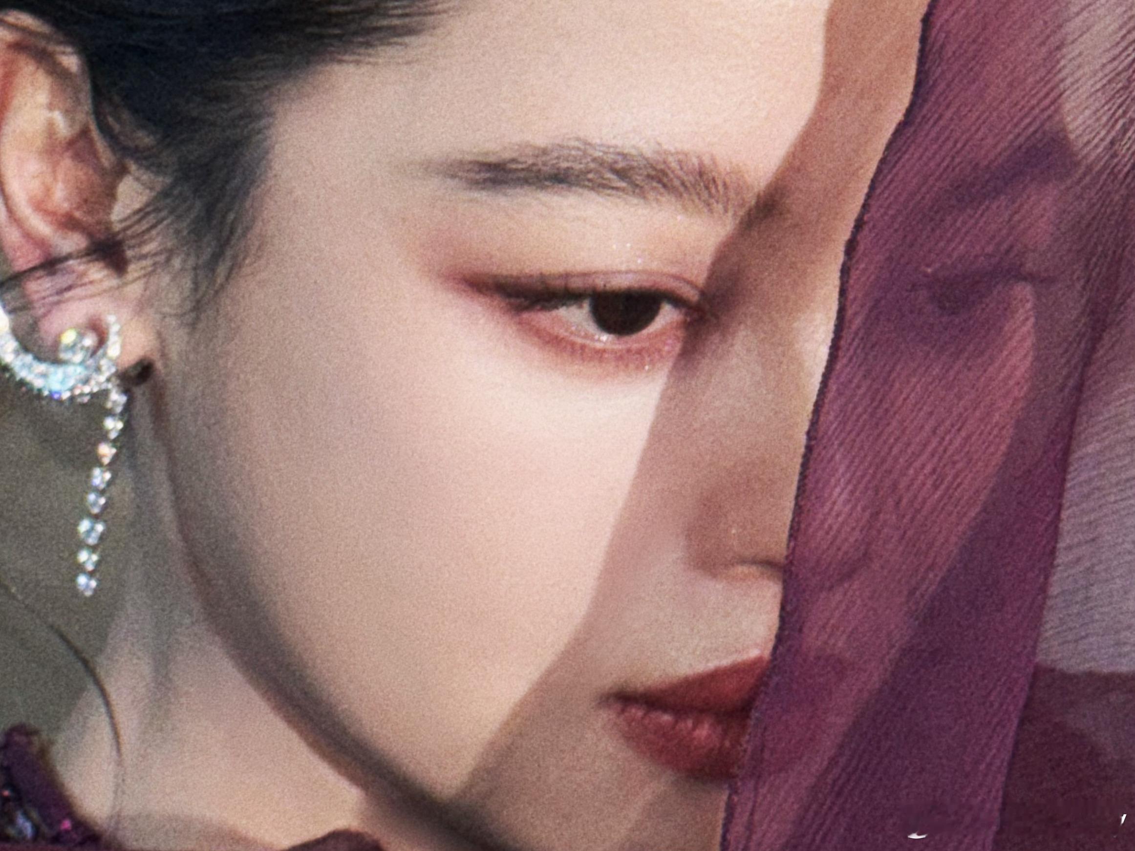 我给辛芷蕾化的紫芋鸢尾妆✨ 💄📷