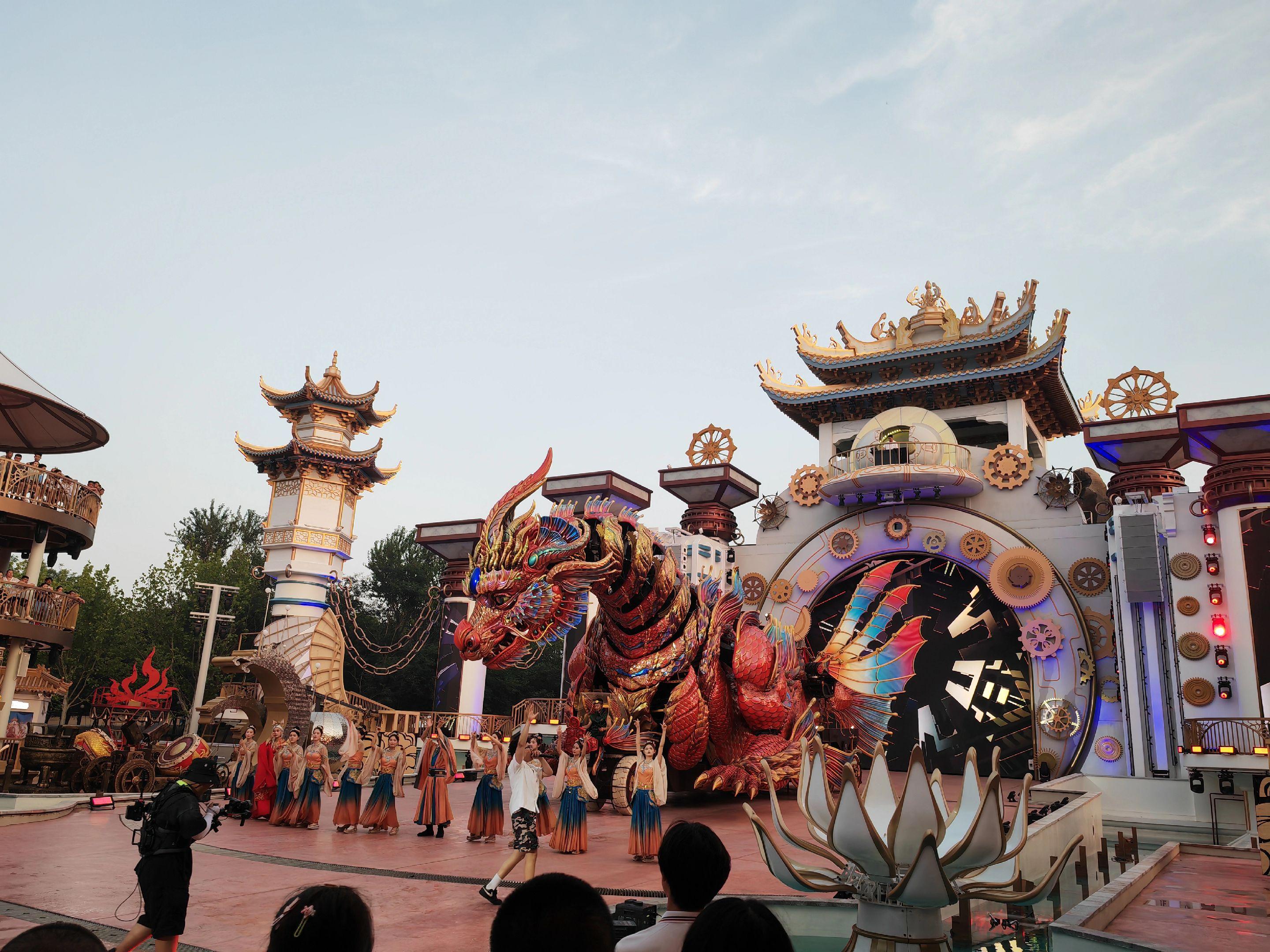 颅内撒“胡椒盐”征。类固醇激素反应性慢性淋巴细胞性炎症伴脑桥血管周围强...