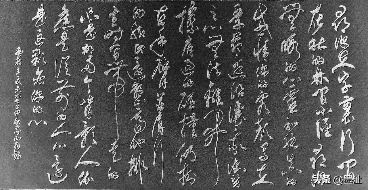 诗歌《恋你》

寻你在字里行间
在秋的林间小径
寻你无暇的心灵
和纯真的感情
你