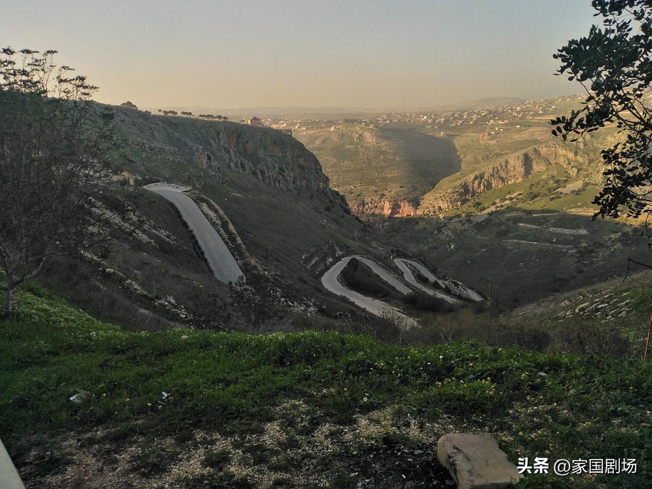 图三更能看明白以色列车队被伏击的地点有多棒！
      泰贝赫的法卡尼地区，这