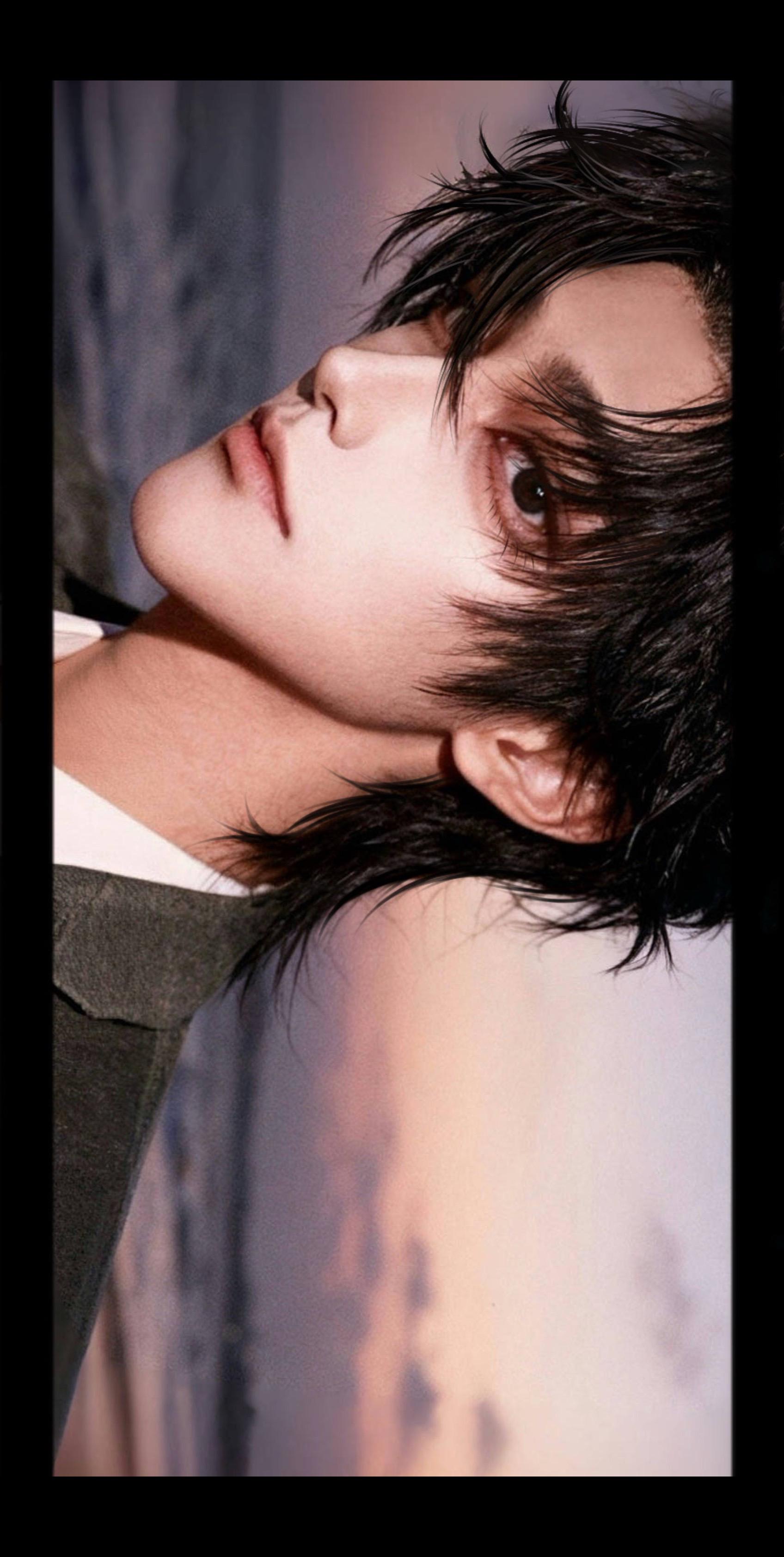 转身看到 仍在这苦等。