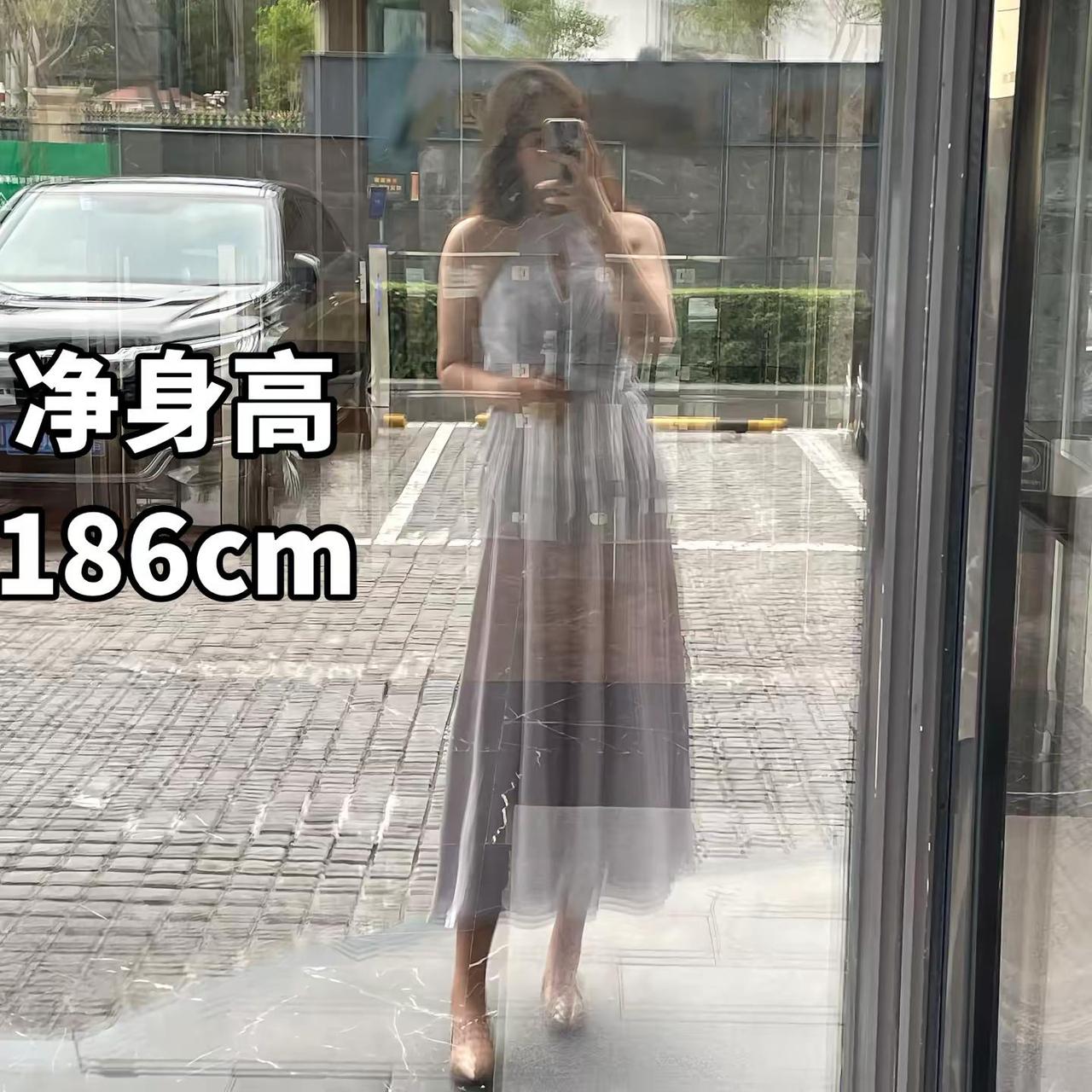 原以为相遇不易  后来发现重逢更难。高个子女生 高个子186大帅哥 成熟女人穿搭